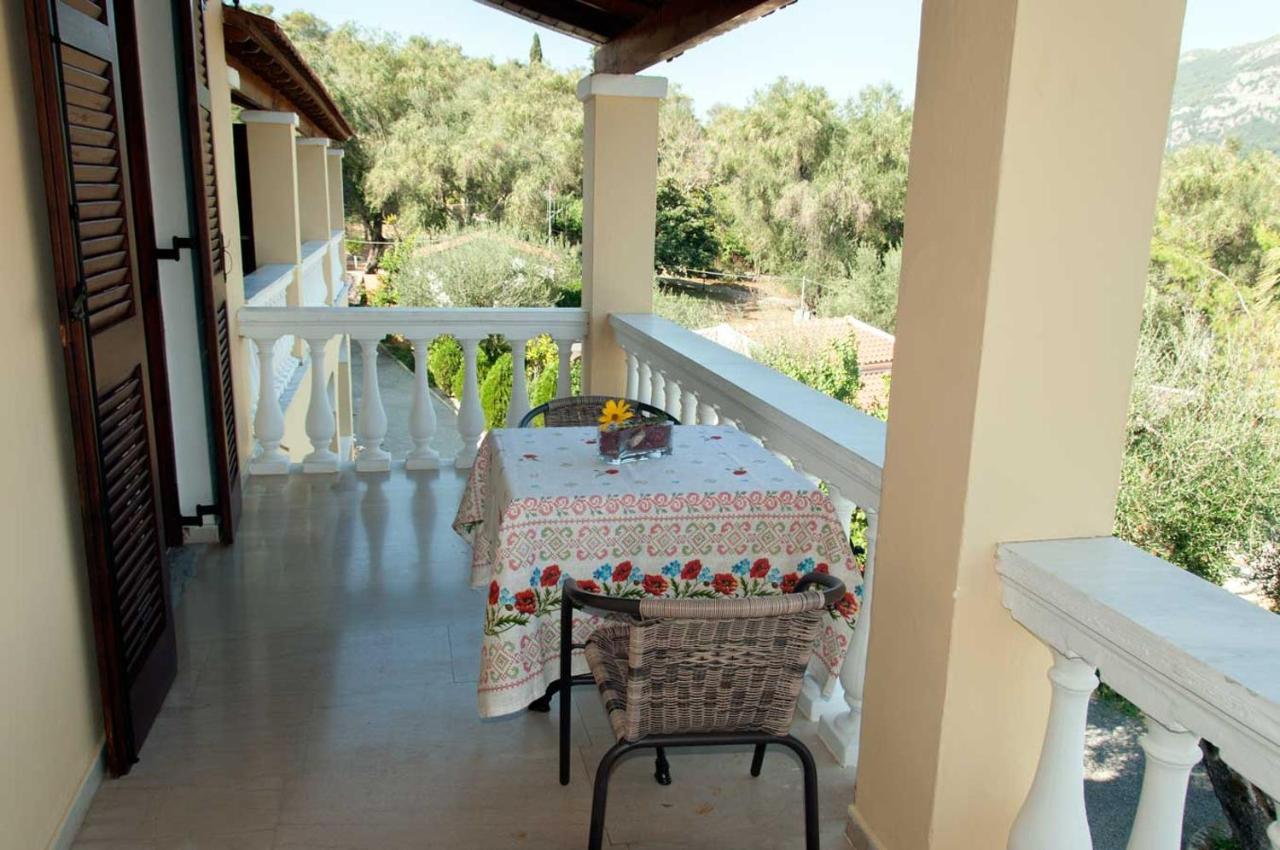 Villa Papoulas Liapades Buitenkant foto
